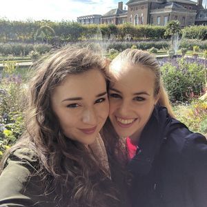 Meet your Posher, Diana